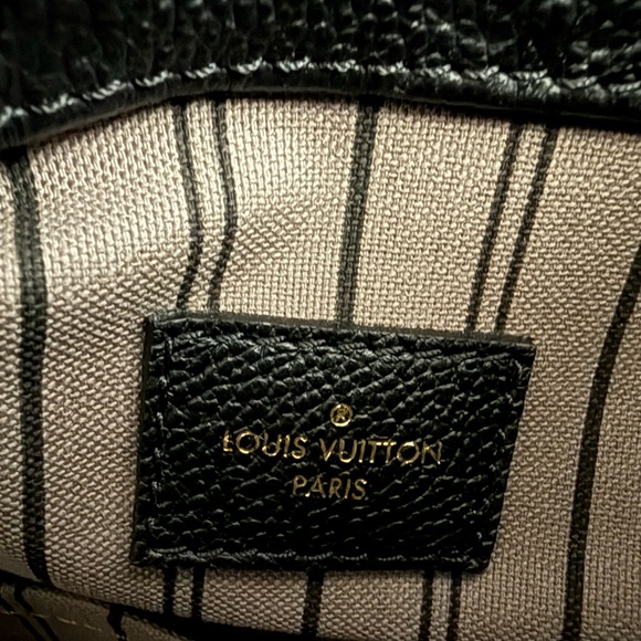 BNWT Authentic LV Empreinte Artsy MM - Black - Picture 12 of 14